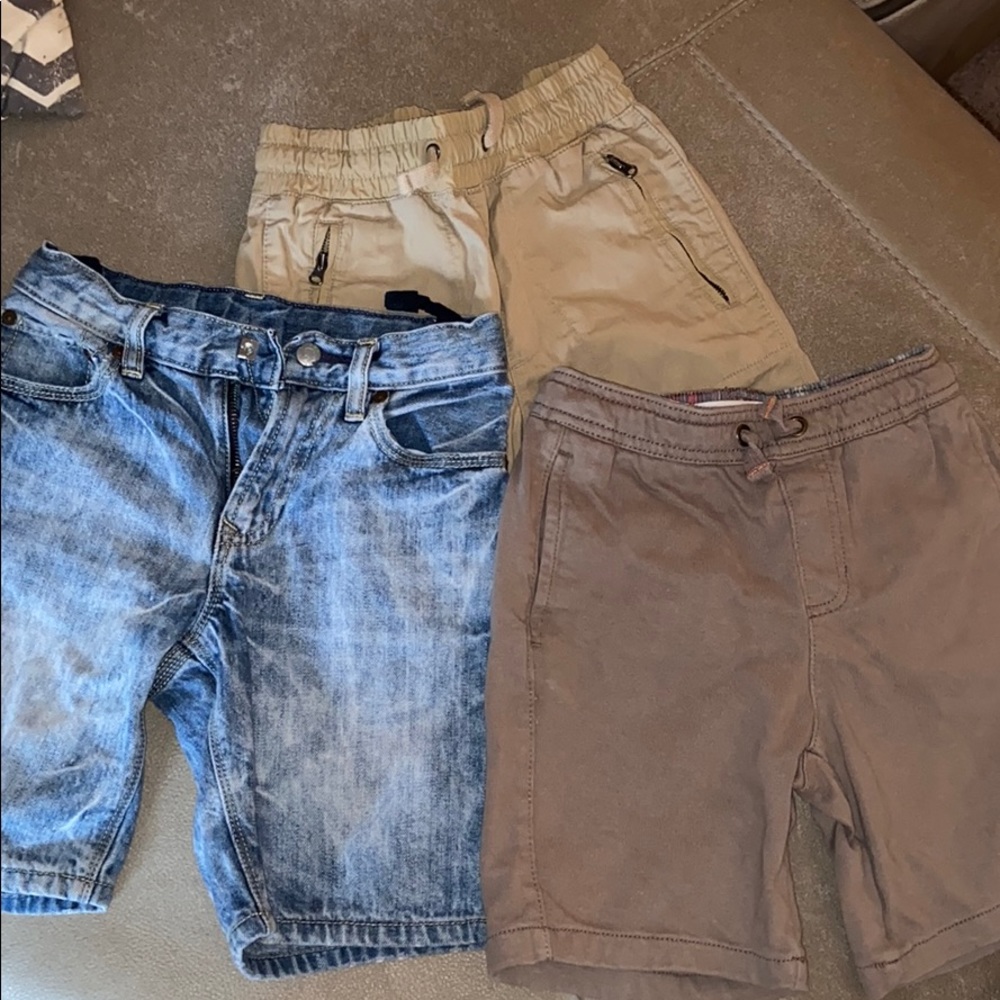 Gap shorts! Great condition! 3 short